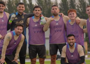 ARGENTINA LLEGÓ A CHILE PARA EL DUELO POR ELIMINATORIAS