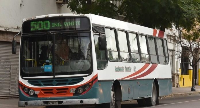 LAS PARADAS DE COLECTIVOS DE LA PRIMERA CUADRA DE CHICLANA QUEDARÁN INHABILITADAS