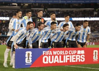 CON UNO MENOS ARGENTINA EMPATO 1-1 ANTE COLOMBIA