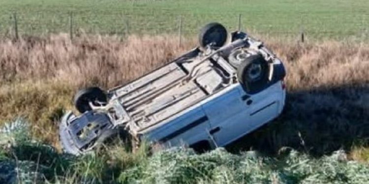 BUSCAN A UN CAMIONERO QUE PROVOCÓ UN VUELCO EN LA RUTA 3