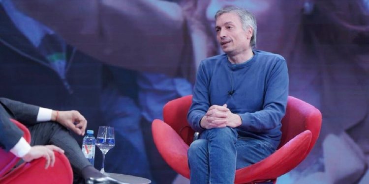 MÁXIMO KIRCHNER APUNTÓ A LA CORTE, DEFENDIÓ A CRISTINA Y LANZÓ UN MENSAJE AL PJ