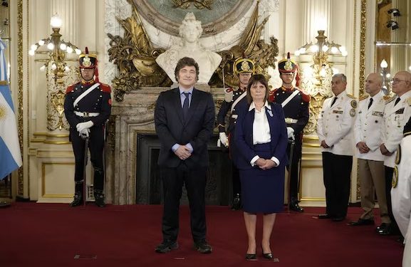 MILEI JUNTO A PATRICIA BULLRICH PRESENTARÁN UNA REFORMA ESTRUCTURAL DE LA POLICÍA FEDERAL