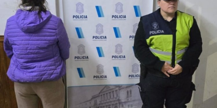 DOS DETENIDOS EN UN OPERATIVO POLICIAL DE SATURACION EN DOS SECTORES DE LA CIUDAD