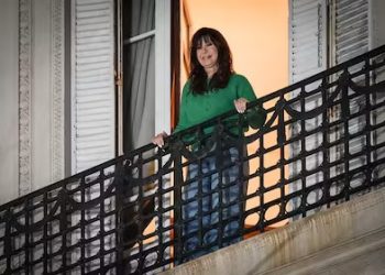 CRISTINA CRUZÓ A PATRICIA BULLRICH POR HABER VALLADO LA PUERTA DE SU CASA
