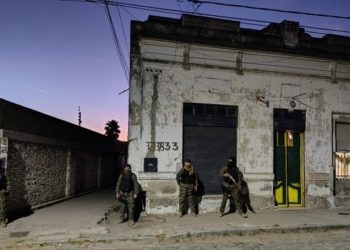 DOS HOMBRES FUERON DETENIDOS POR UN ROBO EN LA VÍA PÚBLICA