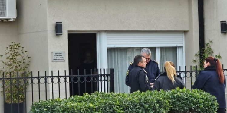 ENTRADERA Y ROBO DE DINERO EN UN ESTUDIO CONTABLE