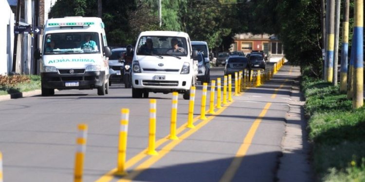 UN INFORME DE LA UNIVERSIDAD TECNOLOGICA NACIONAL PROPONE MODIFICAR Y ELIMINAR CICLOVÍAS DE LAS CALLES BAHIENSES