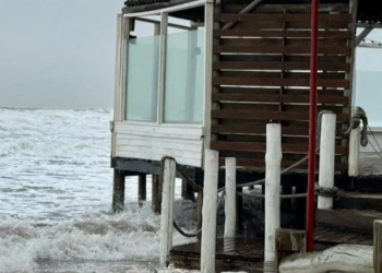 ARRANZ: «SE JUNTARON VARIAS CONDICIONES COMO MAREA ALTA Y VIENTO SUR QUE PROVOCARON ALGUNOS DESTROZOS»