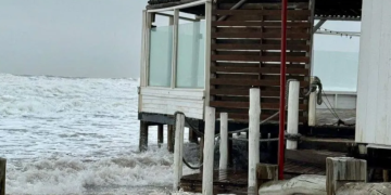 ARRANZ: «SE JUNTARON VARIAS CONDICIONES COMO MAREA ALTA Y VIENTO SUR QUE PROVOCARON ALGUNOS DESTROZOS»