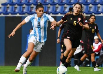 ARGENTINA LE GANÓ 1-0 A PERÚ Y SE CLASIFICÓ A LAS SEMIFINALES DE LA COPA AMÉRICA FEMENINA