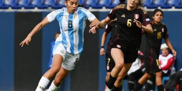 ARGENTINA LE GANÓ 1-0 A PERÚ Y SE CLASIFICÓ A LAS SEMIFINALES DE LA COPA AMÉRICA FEMENINA