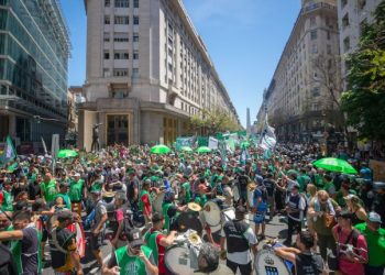 EL GOBIERNO CONVOCÓ A TRABAJADORES ESTATALES A UNA REUNIÓN DE PARITARIAS Y REVISARÁN LOS SALARIOS