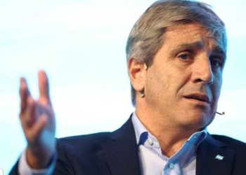 CAPUTO ESTIMÓ QUE ARGENTINA PODRÍA VOLVER A LOS MERCADOS INTERNACIONALES A UNA TASA MENOR AL 9%