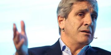 CAPUTO ESTIMÓ QUE ARGENTINA PODRÍA VOLVER A LOS MERCADOS INTERNACIONALES A UNA TASA MENOR AL 9%