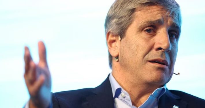 CAPUTO ESTIMÓ QUE ARGENTINA PODRÍA VOLVER A LOS MERCADOS INTERNACIONALES A UNA TASA MENOR AL 9%