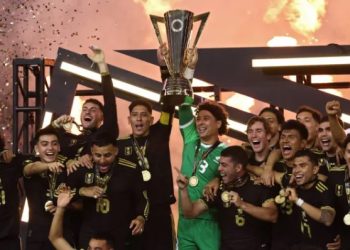 MÉXICO LE GANÓ 2-1 A ESTADOS UNIDOS Y ES BICAMPEÓN DE LA COPA DE ORO