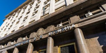 LICITACIÓN DE DEUDA EN PESOS: EL GOBIERNO SUBIÓ LA TASA DE INTERÉS PERO NO RENOVÓ LA TOTALIDAD DE LOS VENCIMIENTOS