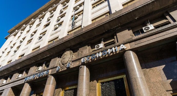 LICITACIÓN DE DEUDA EN PESOS: EL GOBIERNO SUBIÓ LA TASA DE INTERÉS PERO NO RENOVÓ LA TOTALIDAD DE LOS VENCIMIENTOS