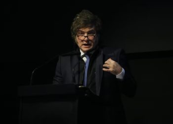 MILEI ACUSÓ A LOS GOBERNADORES DE QUERER ROMPER EL DÉFICIT CERO Y LAS PROVINCIAS PROMETEN RESPONDER EN EL SENADO