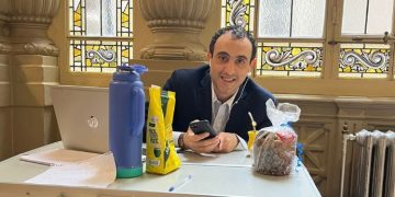 UN SENADOR PRESENTÓ UN PROYECTO PARA BAJAR A 16 AÑOS LA EDAD MÍNIMA PARA CONDUCIR AUTOS