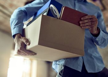 DESDE FINES DE 2023 SE PERDIERON CASI 200.000 EMPLEOS FORMALES Y EL SALARIO MÍNIMO CAYÓ 32%