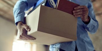 DESDE FINES DE 2023 SE PERDIERON CASI 200.000 EMPLEOS FORMALES Y EL SALARIO MÍNIMO CAYÓ 32%