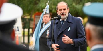 ACTO POR LA INDEPENDENCIA: «EN LOS VALORES DE NUESTROS PRÓCERES Y EN LA FUERZA DE LA COMUNIDAD ESTÁ LA CLAVE»