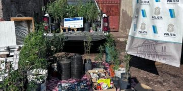 DESMANTELARON UN BÚNKER DE DROGAS Y SECUESTRARON ARMAS EN EL BARRIO NOROESTE