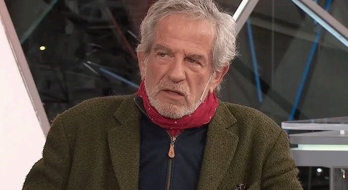 PABLO ALARCÓN SE DESCOMPENSÓ MIENTRAS MANEJABA Y PROTAGONIZÓ UN CHOQUE MÚLTIPLE