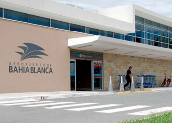 EL AEROPUERTO DE BAHÍA ESTÁ CERRADO POR NIEBLA