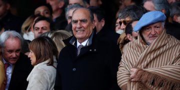 GUILLERMO FRANCOS CRUZÓ A CRISTINA KIRCHNER POR LAS RETENCIONES