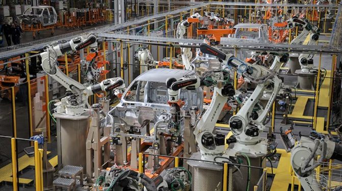 LAS EXPORTACIONES DE AUTOS CAYERON MÁS DE 35% POR LA MENOR DEMANDA REGIONAL