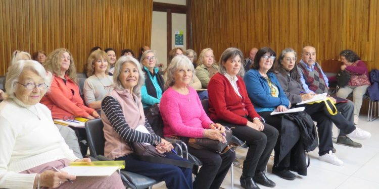 IRIARTE: «ESTOS CURSOS BUSCAN TAMBIÉN PREVENIR OTRAS PATOLOGÍAS»