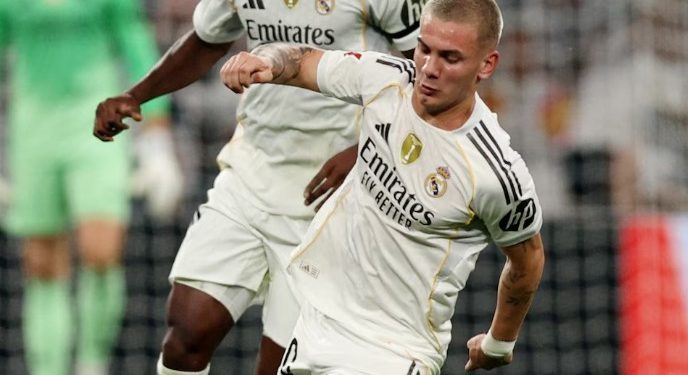 COLAPINTO PRESENCIÓ EL DEBUT DE MASTANTUONO EN EL REAL MADRID