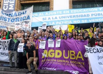 EL GOBIERNO ANUNCIÓ UN AUMENTO SALARIAL PARA DOCENTES Y NO DOCENTES UNIVERSITARIOS