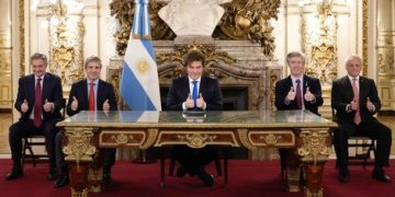 MILEI ANUNCIÓ MEDIDAS EN CADENA NACIONAL