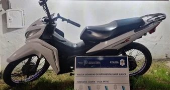 LE SECUESTRARON LA MOTO PORQUE ERA ROBADA
