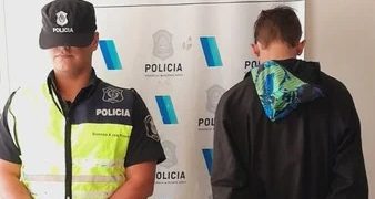 LO DETUVIERON POR ROBAR MERCADERIA EN DOS COMERCIOS