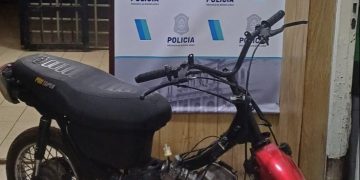 LA POLICÍA RECUPERÓ UNA MOTO ROBADA QUE ESTABA EN PODER DE UN MENOR