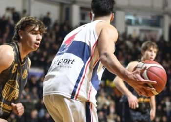 FINAL DE PRIMERA: NAPOSTÁ ESTIRÓ LA SERIE A UN QUINTO PARTIDO