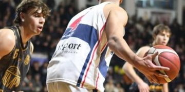 FINAL DE PRIMERA: NAPOSTÁ ESTIRÓ LA SERIE A UN QUINTO PARTIDO