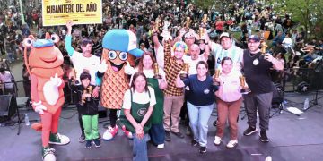 LA FIESTA DEL CUBANITO VOLVIÓ A REUNIR A MILES DE VECINOS EN EL PARQUE DE MAYO