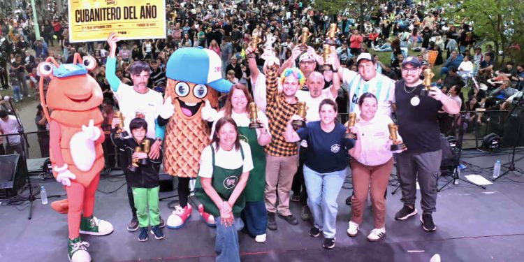 LA FIESTA DEL CUBANITO VOLVIÓ A REUNIR A MILES DE VECINOS EN EL PARQUE DE MAYO
