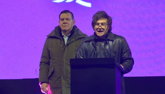 MILEI SE DIRIGE AL BÚNKER DE LA LIBERTAD AVANZA Y ESPERARÁ LOS PRIMEROS DATOS JUNTO A LOS CANDIDATOS