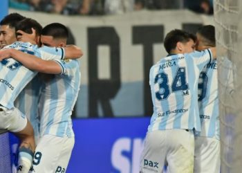 RACING VENCIÓ 1-O A VÉLEZ Y ES EL PRIMER SEMIFINALISTA DE LA COPA LIBERTADORES
