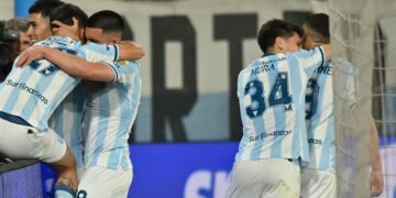 RACING VENCIÓ 1-O A VÉLEZ Y ES EL PRIMER SEMIFINALISTA DE LA COPA LIBERTADORES