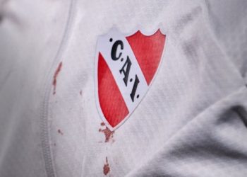 «PERDIÓ EL FUTBOL, GANARON LOS VIOLENTOS»: LA PUBLICACIÓN DE INDEPENDIENTE LUEGO DEL FALLO DE CONMEBOL