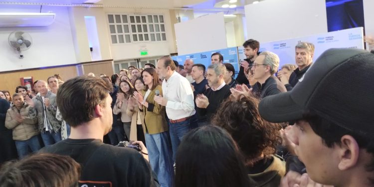 MOLINI Y SUSBIELLES FELICITARON A GRIPPO Y LIBERMAN DESDE SU BÚNKER