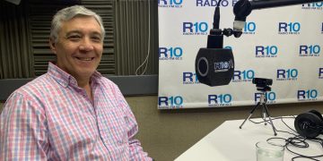 ETCHEPARE: «SEGUIMOS ADELANTE, PERO LAS VENTAS BAJARON UN 40%»