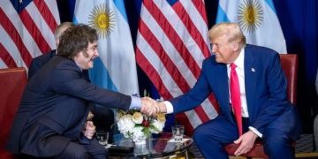ARGENTINA NEGOCIA UN PRÉSTAMO CON EEUU PARA PAGAR VENCIMIENTOS DE DEUDA